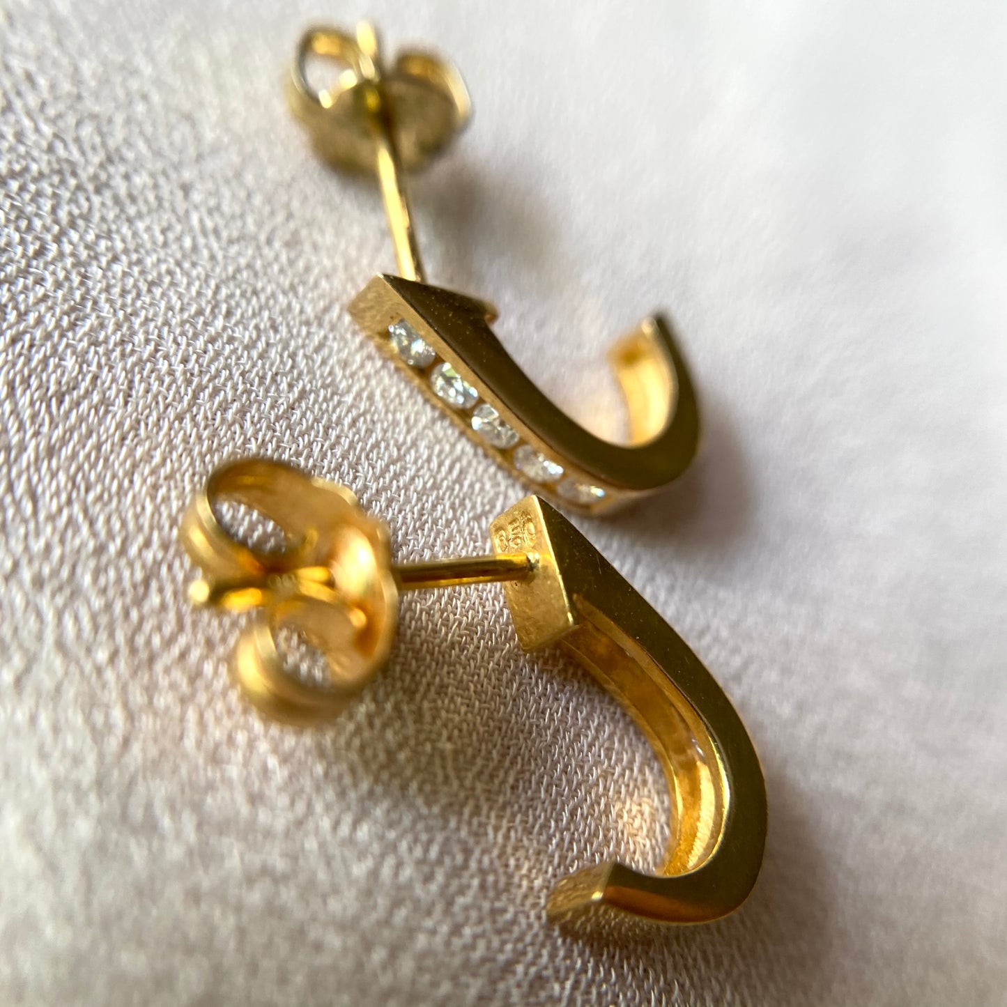 J-shaped Diamond Earrings