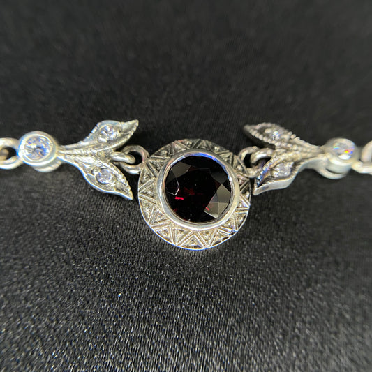 Gem on Wings Necklace