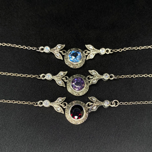Gem on Wings Necklace