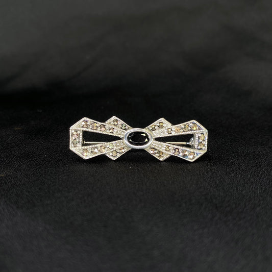 Ribbon Brooch