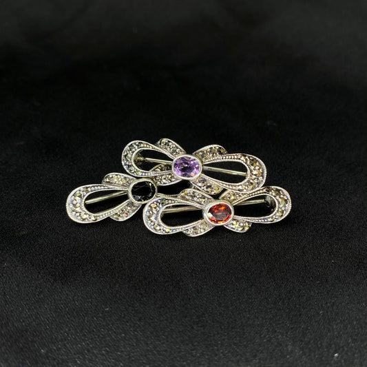 Small Ribbon Brooch