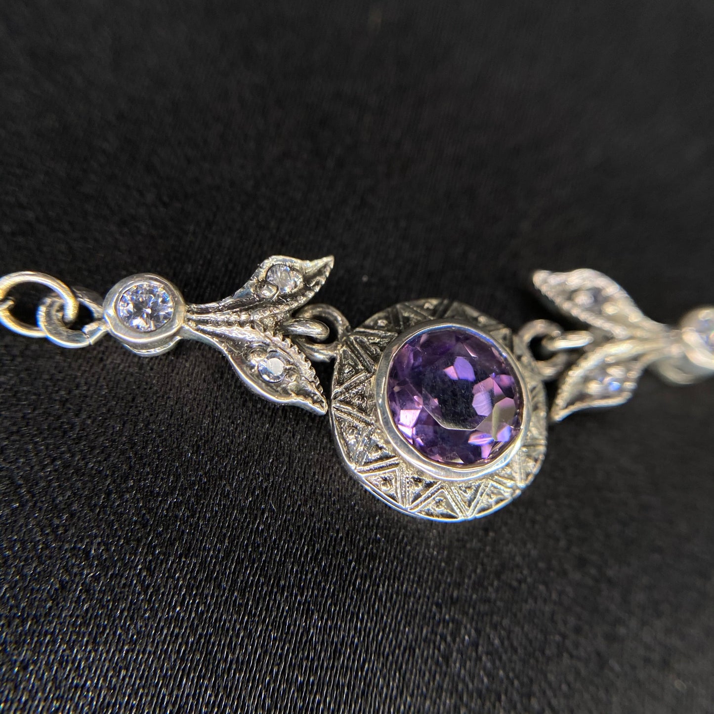 Gem on Wings Necklace
